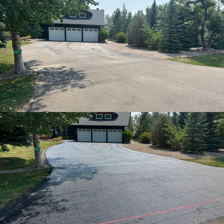 Asphalt driveway cleaned and sealed